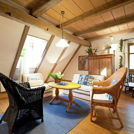 Cosy With Gazebo Semesterbostad